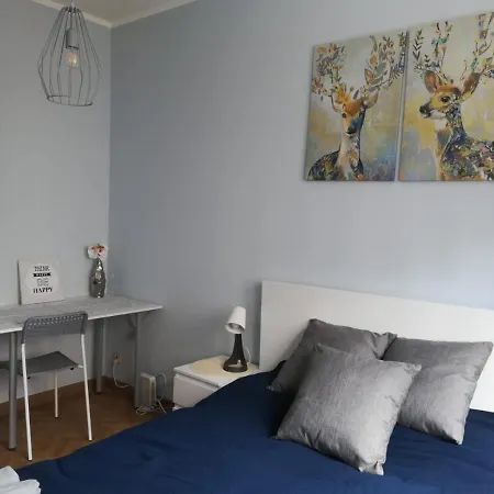 아파트 Apartament Kartuska 100 *